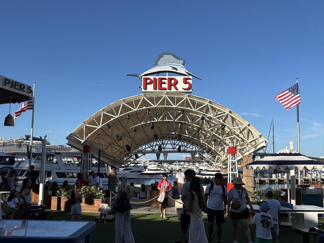 Pier 5 photo 2