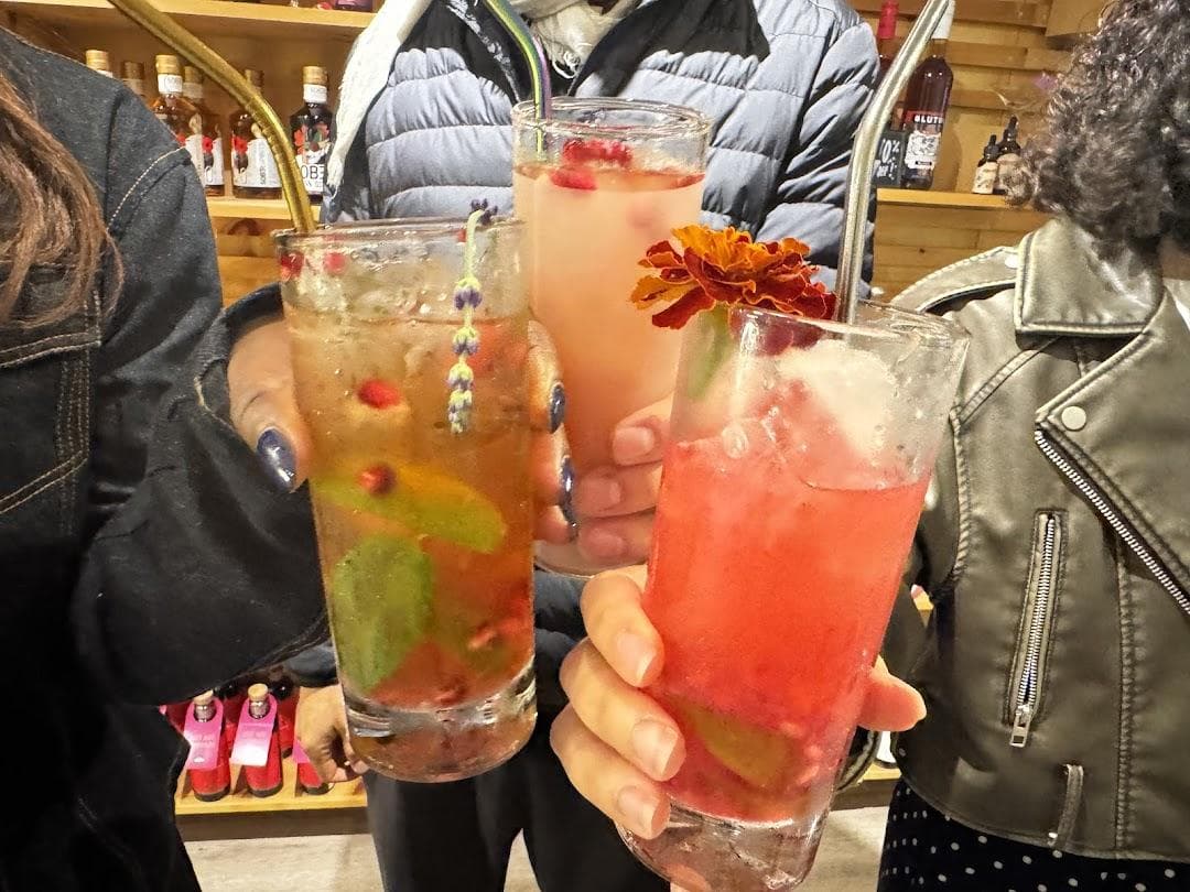 ZERO Cocktail Bar, Tasting Room & Bottle Shop photo 3