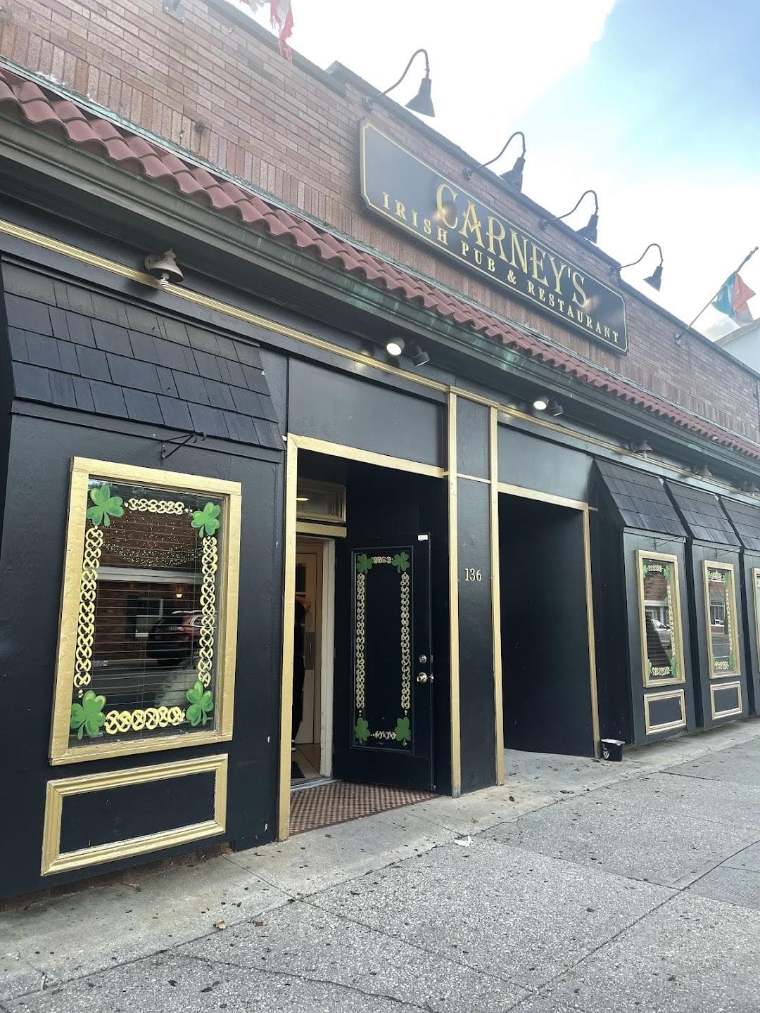 Carney's Irish Pub & Restaurant photo 3