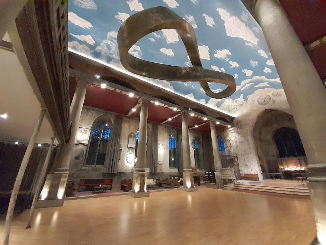 The Mount Without photo 3