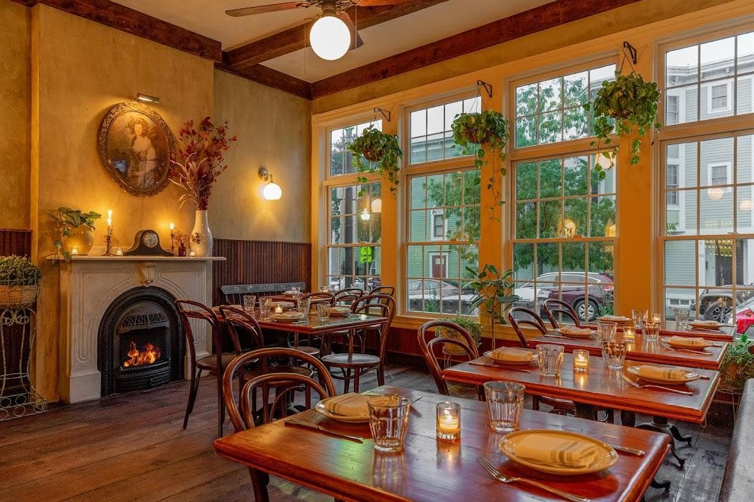 Waverly Kitchen & Bar Charlestown photo 3