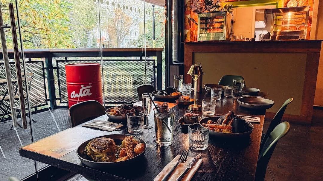 UNDR / HOUSE OF FLAVAZ photo 4