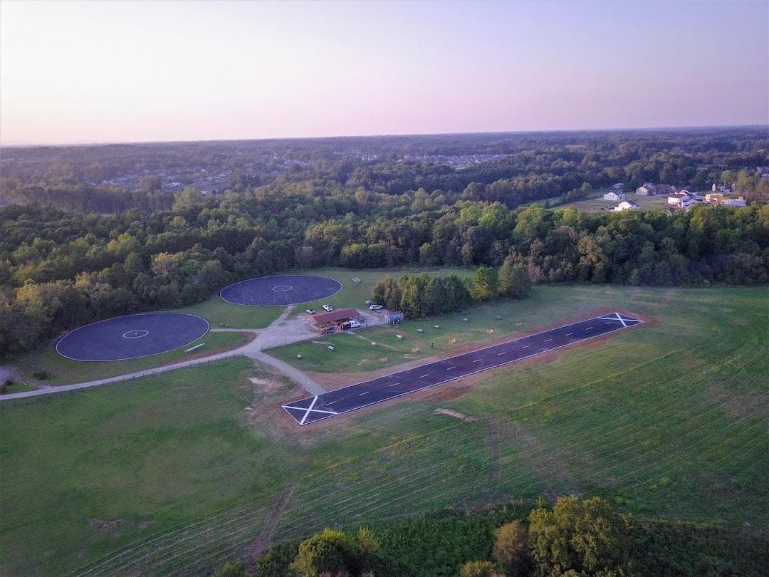 David B. Waymer Recreation & Senior Center photo 3