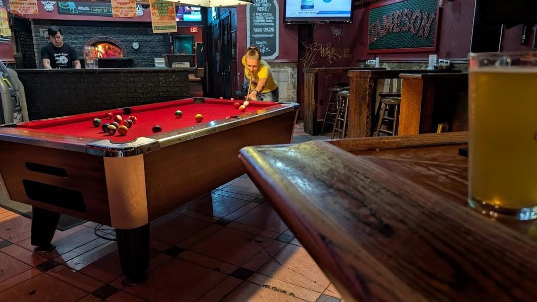 Alligator Lounge photo 4