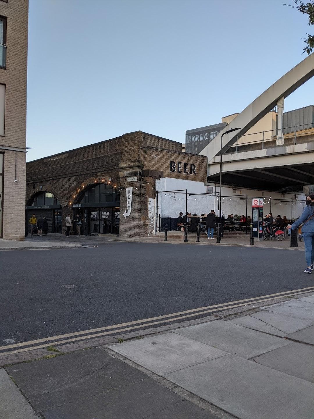 Signature Brew Haggerston photo 5
