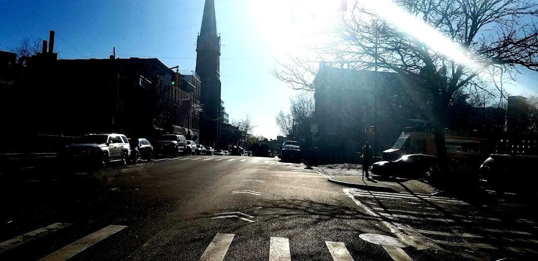 Vernon Boulevard photo 2
