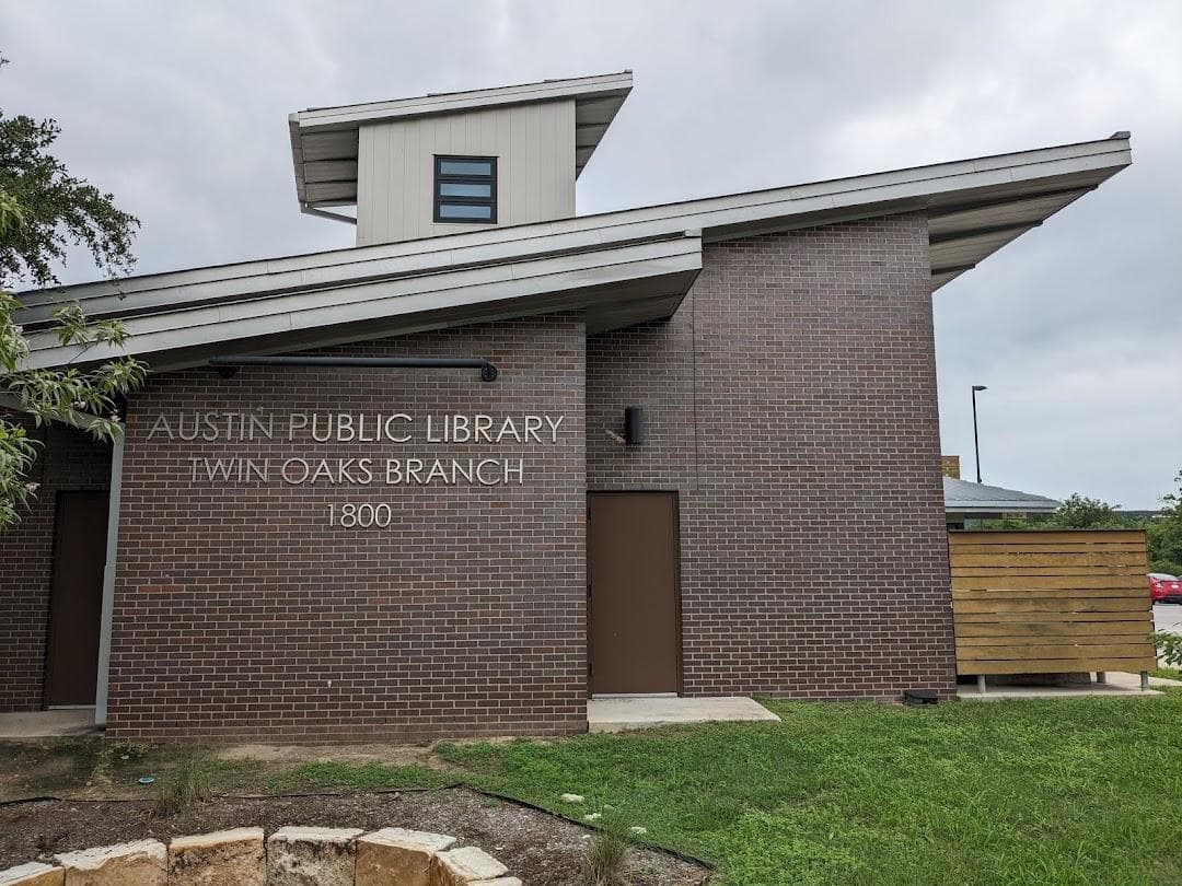 Twin Oaks Branch, Austin Public Library photo 4
