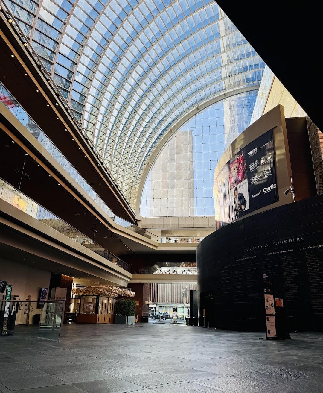 300 S Broad St photo 3