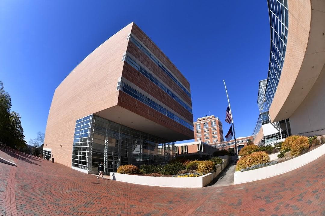 UNC Charlotte Graduate Admissions photo 1