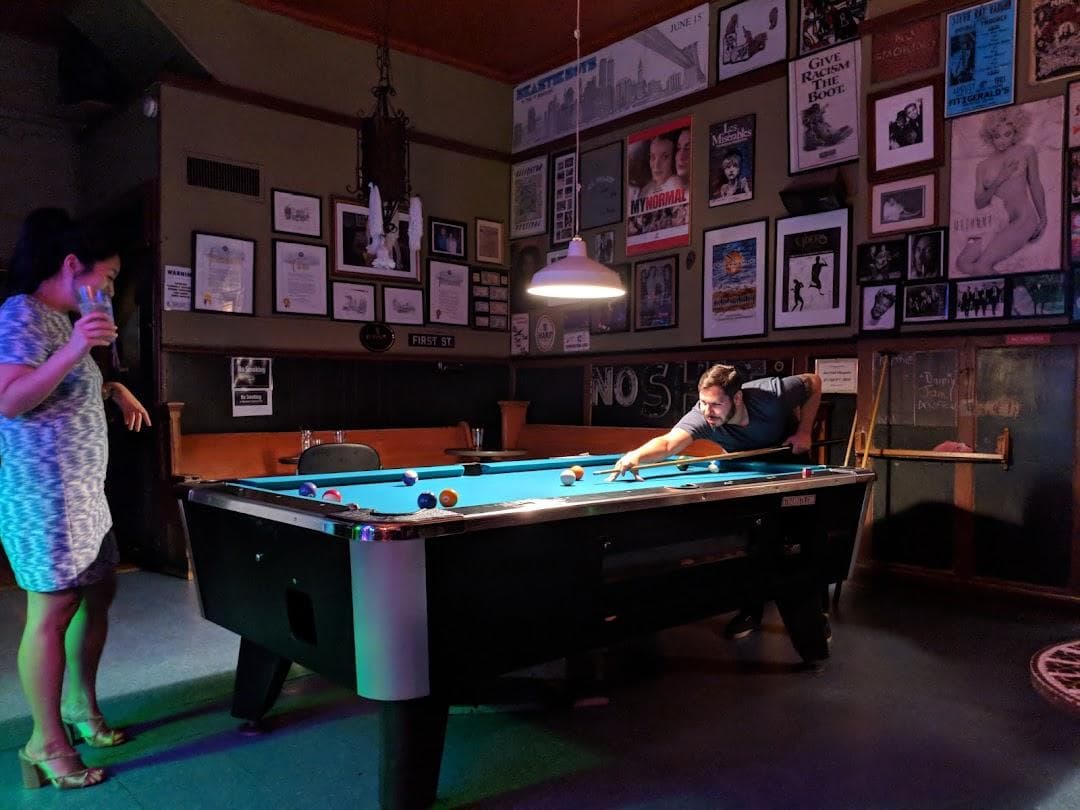 Ginger's Bar photo 2