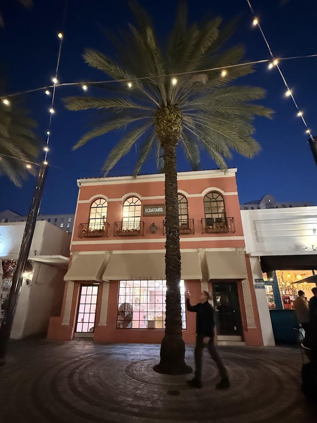 Giralda Plaza photo 5