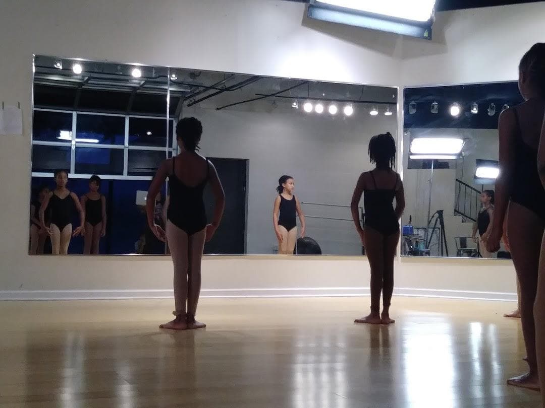 Ballet Afrique Contemporary Dance photo 5