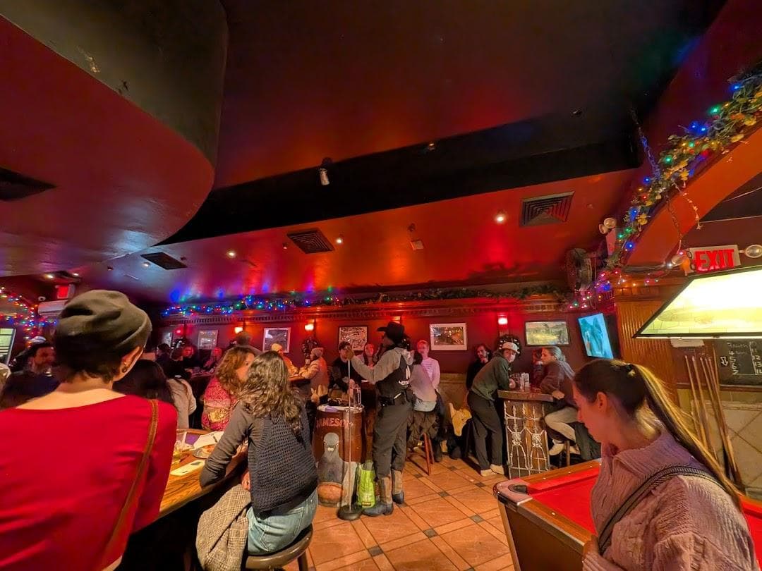 Alligator Lounge photo 3