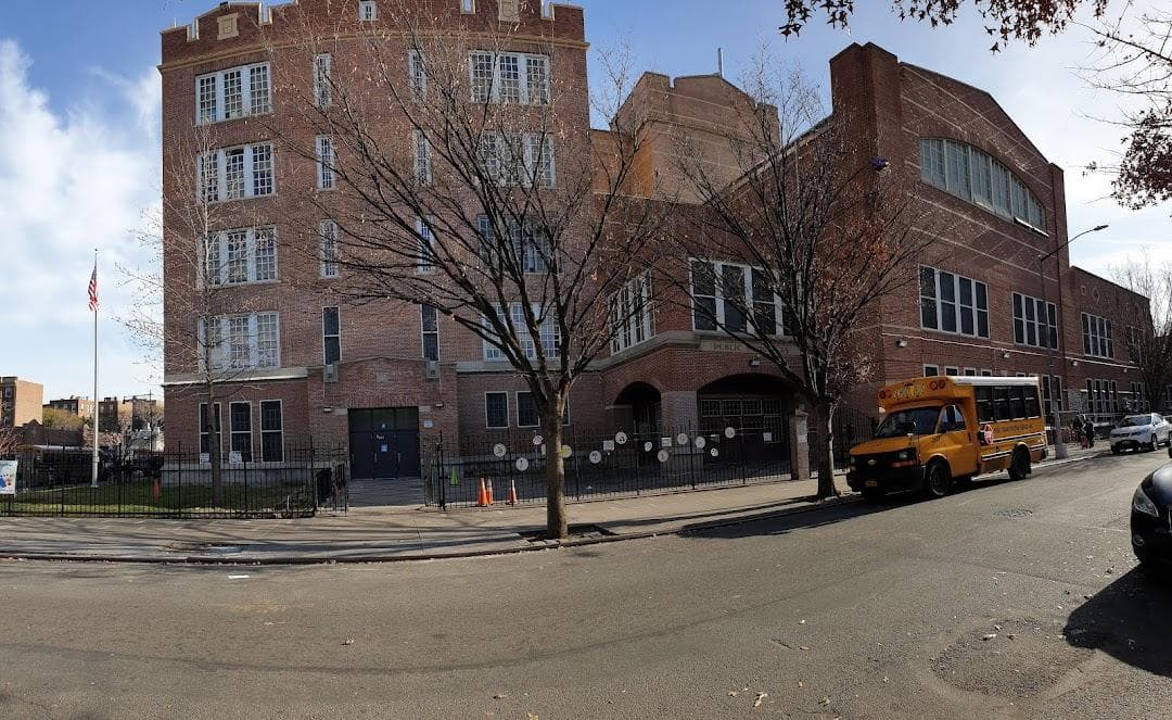 Jackson Heights photo 3