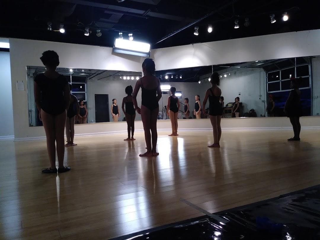 Ballet Afrique Contemporary Dance photo 3