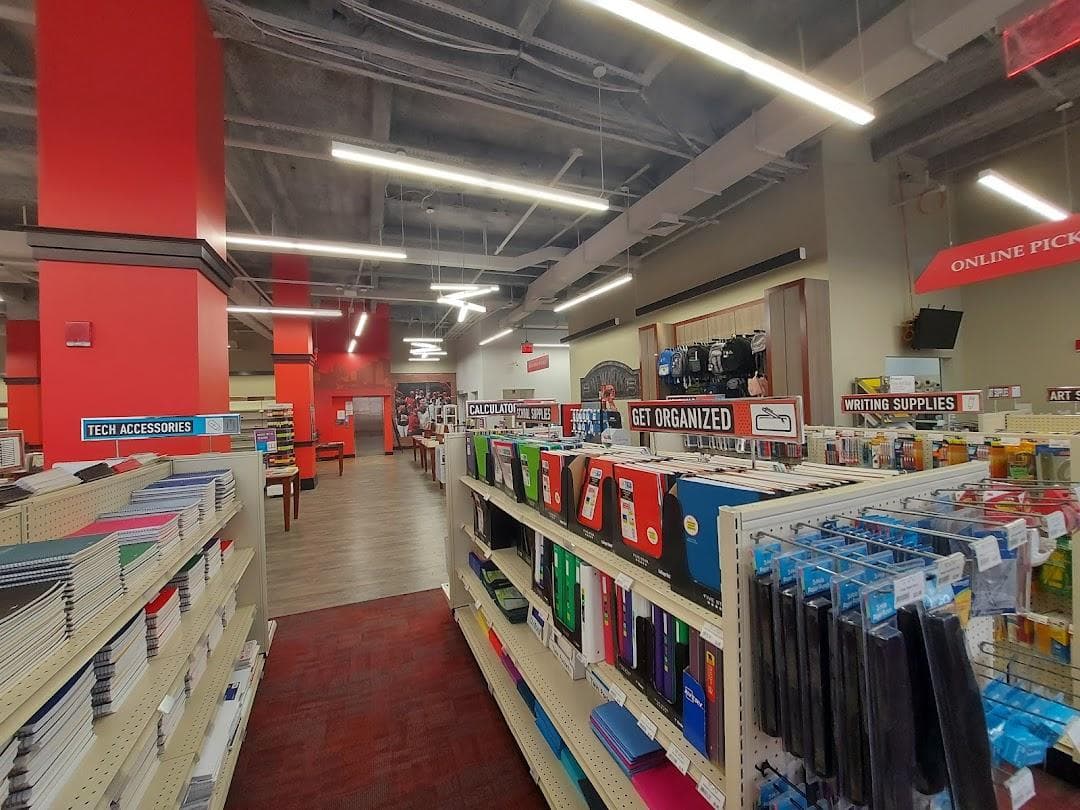 Barnes and Noble - Rutgers Newark photo 3