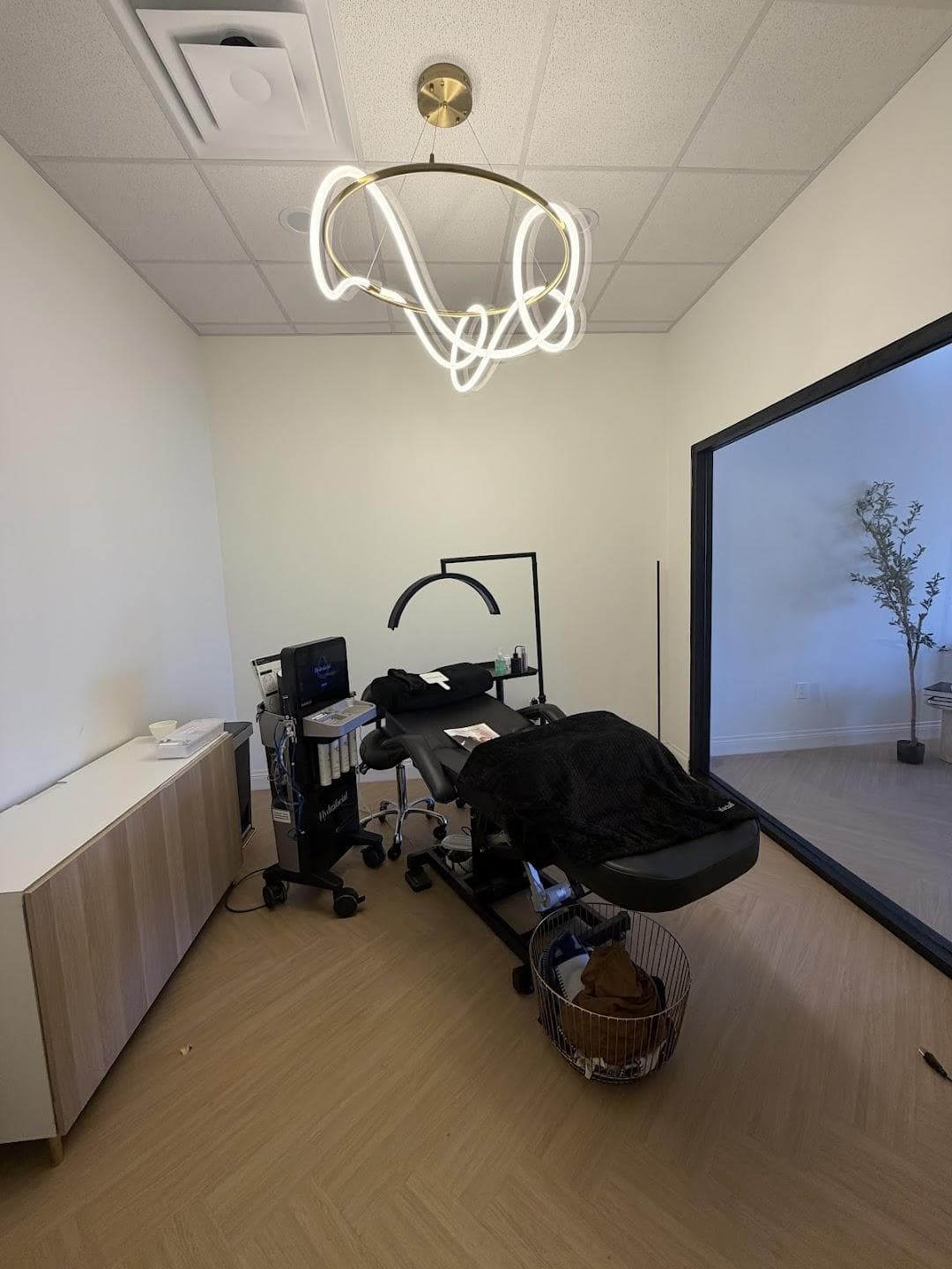 MYBFF Med Spa + Social photo 5