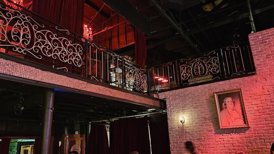 Stache Drinking Den photo 2