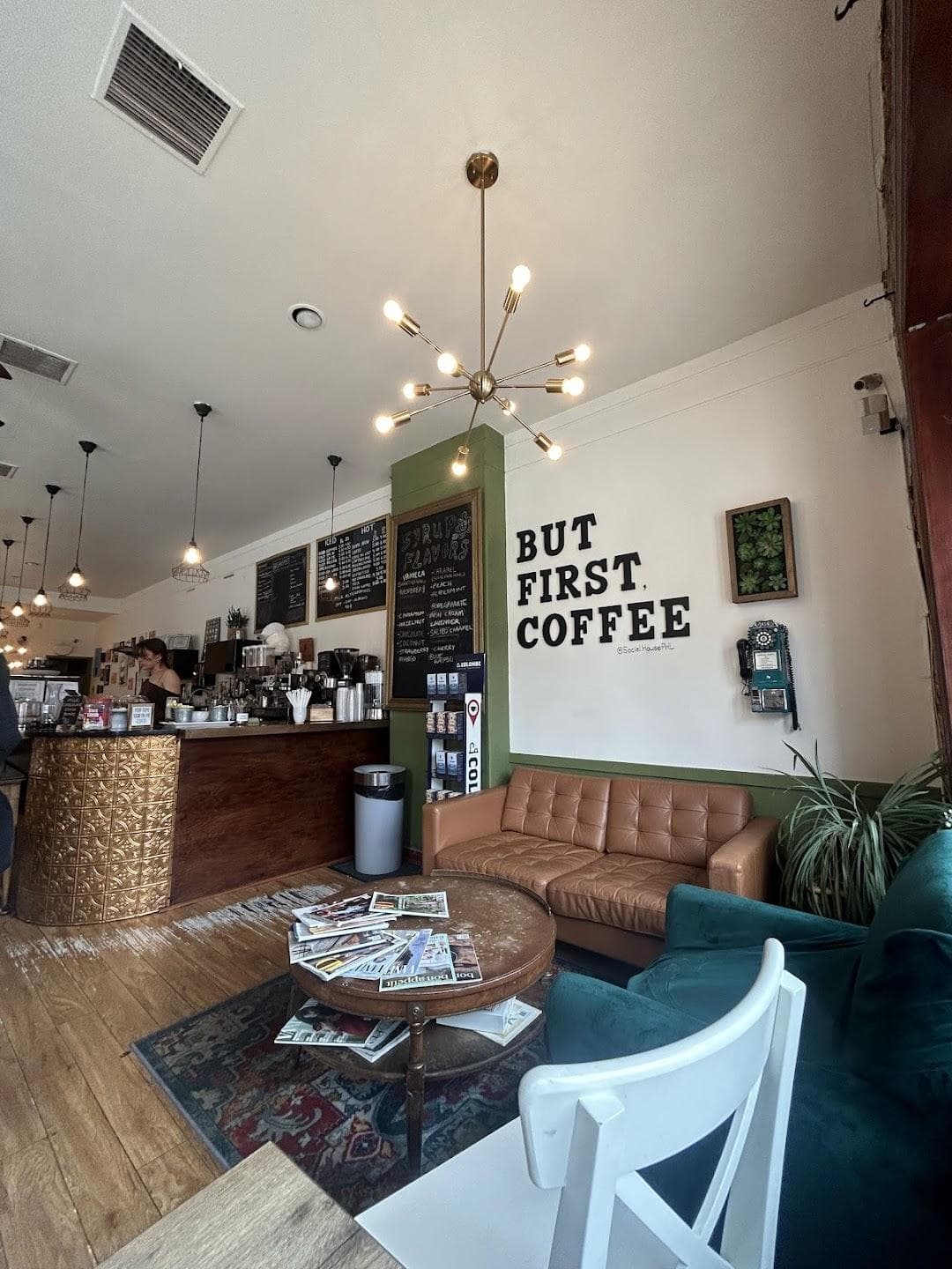 Social House photo 4