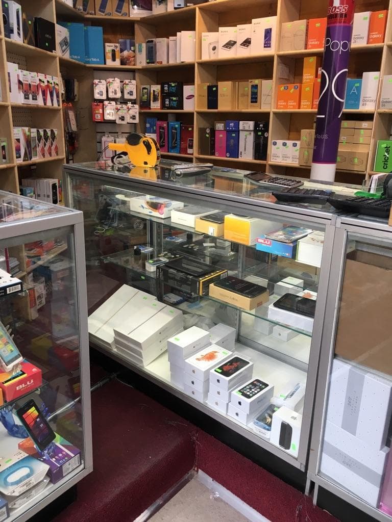 World Phone Hut Inc Unlocked Cell Phones photo 5