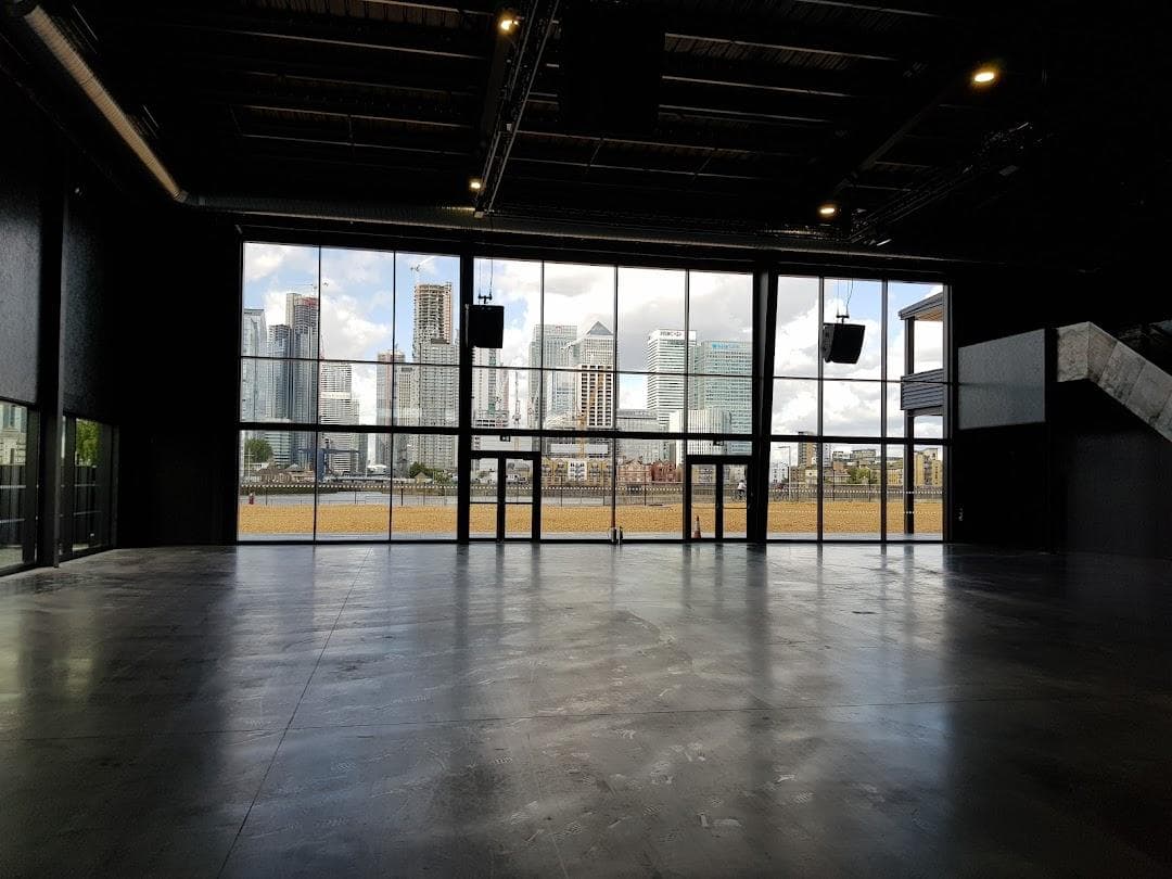 Magazine London photo 6