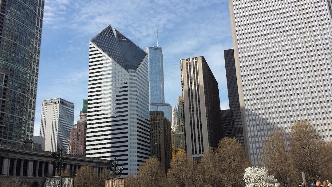 180 N Michigan Ave photo 3