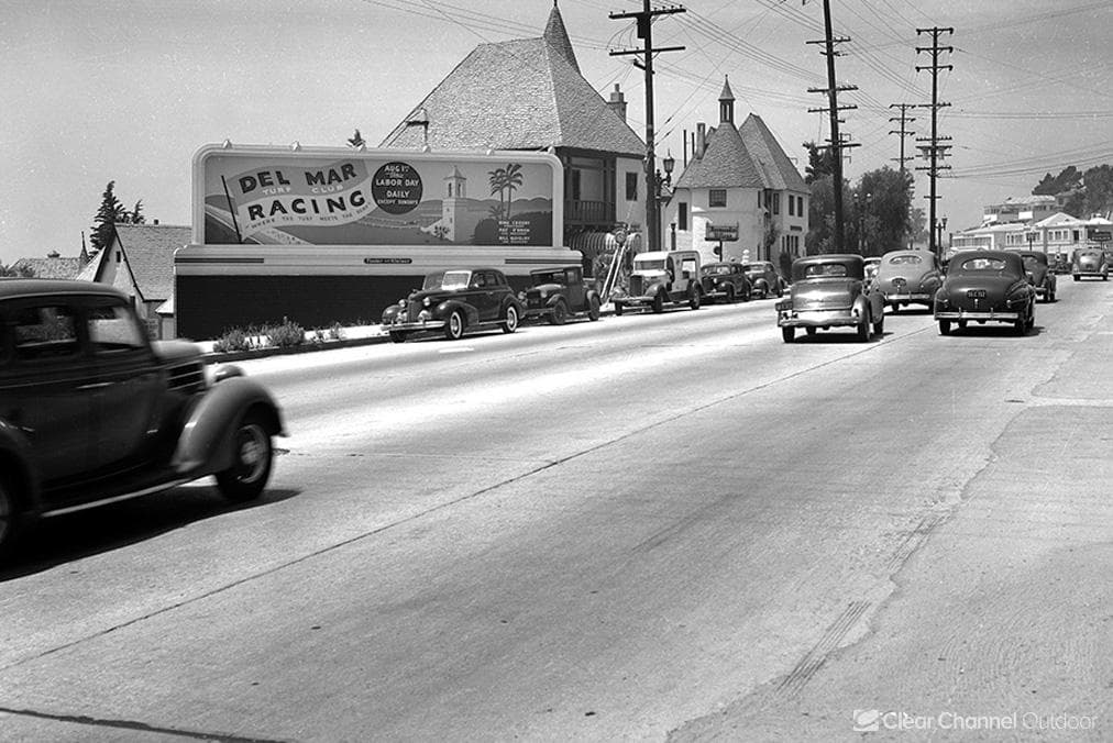 8462 Sunset Blvd photo 1