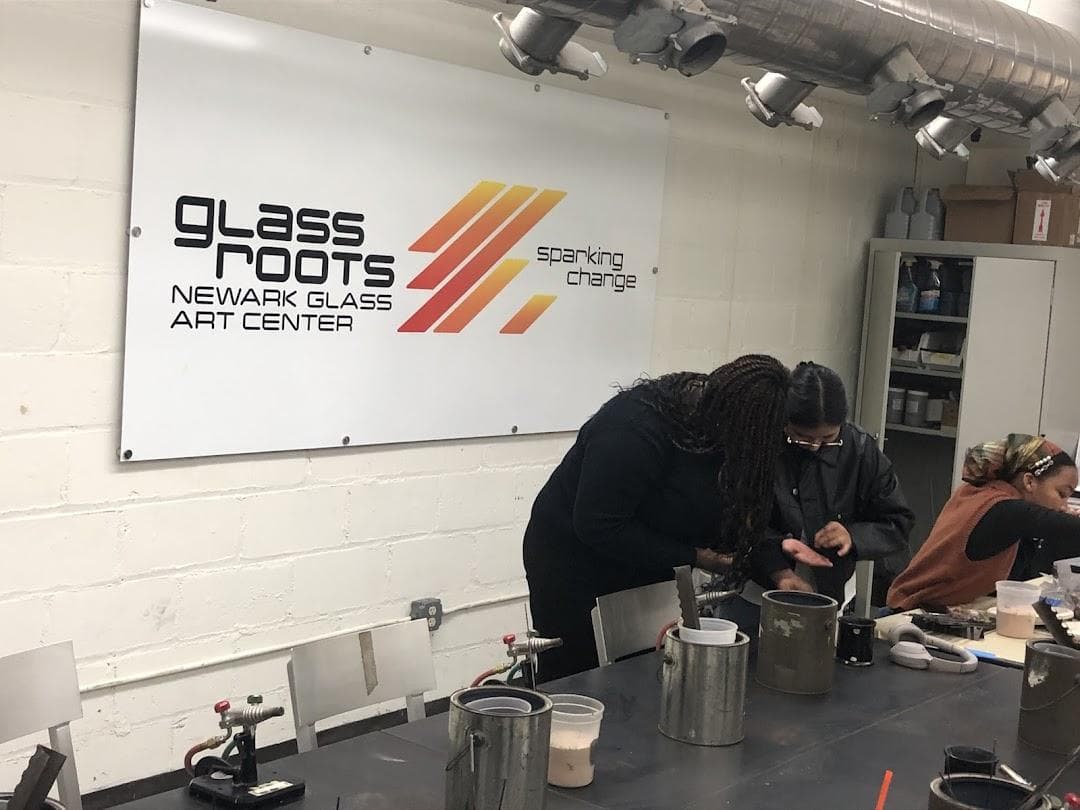 GlassRoots Inc photo 5