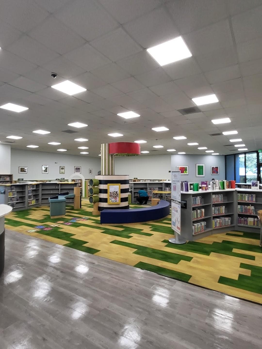 Coral Reef Branch Library photo 5