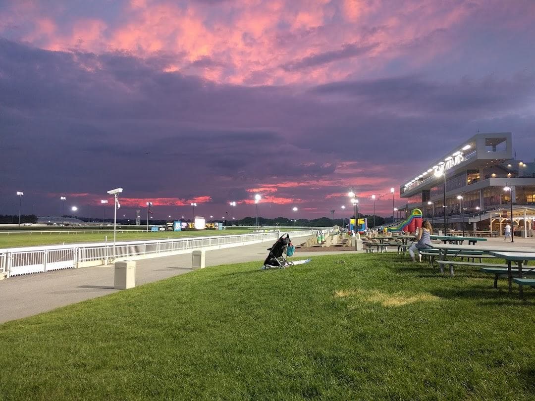 Meadowlands Racing & Entertainment photo 6
