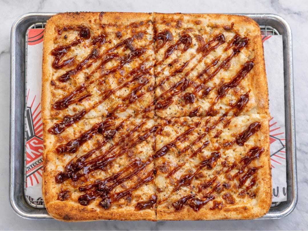 Santucci's Pizza and Social Bar photo 4