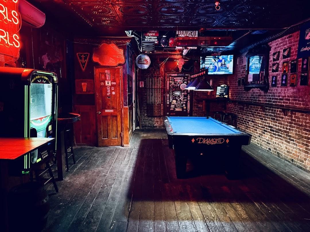 Blue Ruin Bar photo 3