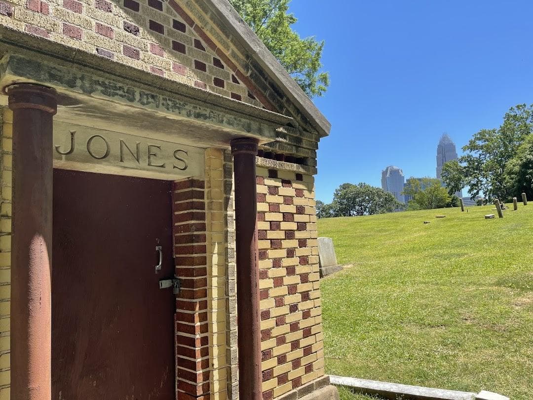 Historic Elmwood Pinewood Cemetery photo 2