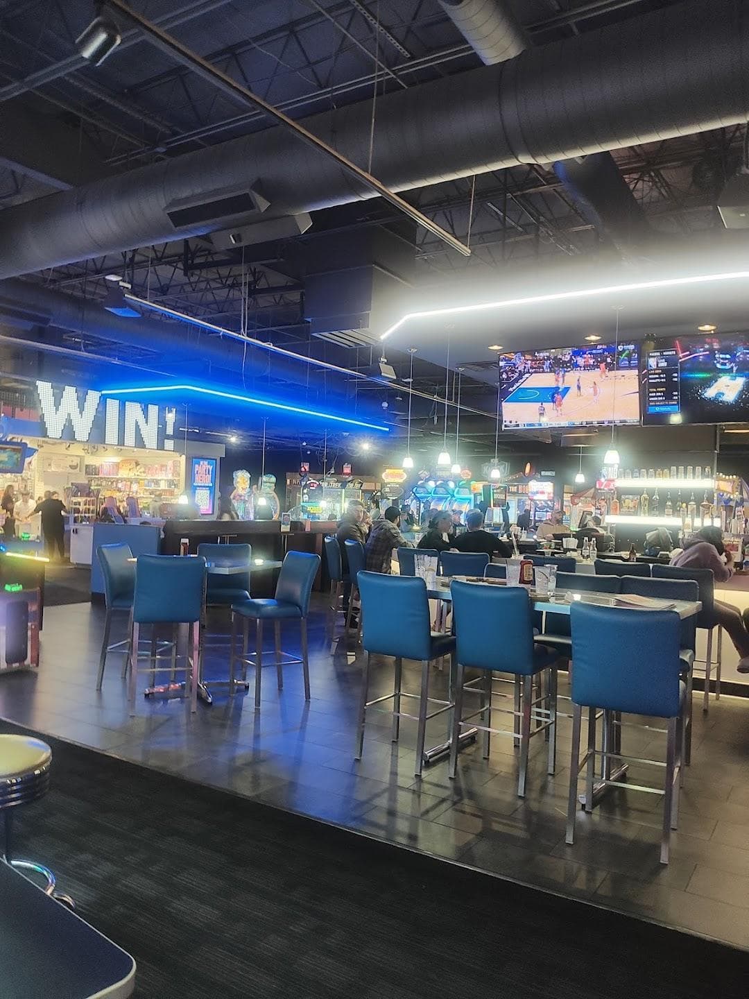 Dave & Buster's Philadelphia - Franklin Mills photo 4