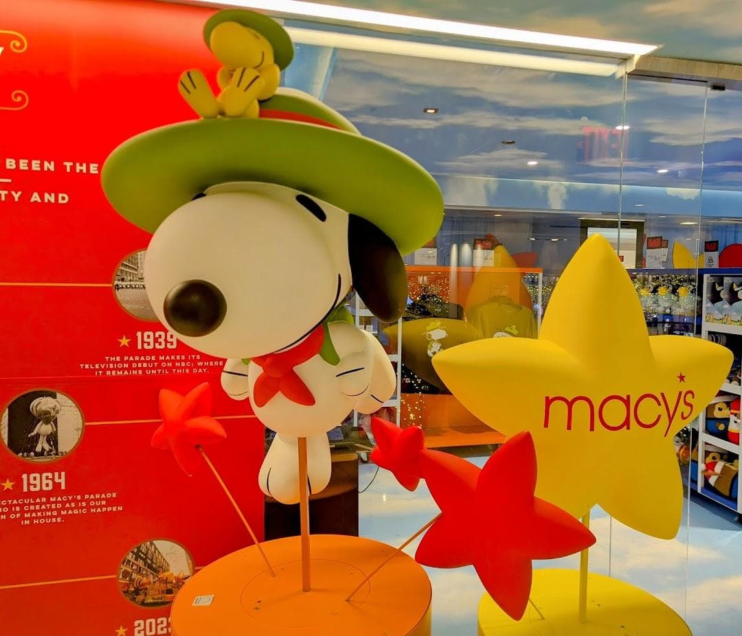 151 W 34th St. photo 2