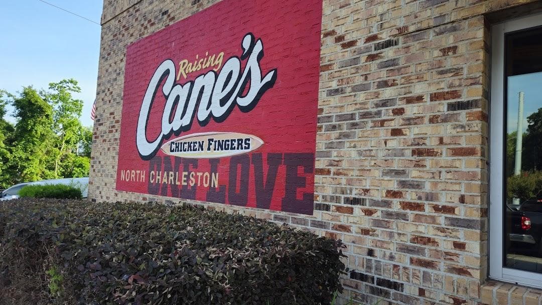 Raising Cane's Chicken Fingers photo 3
