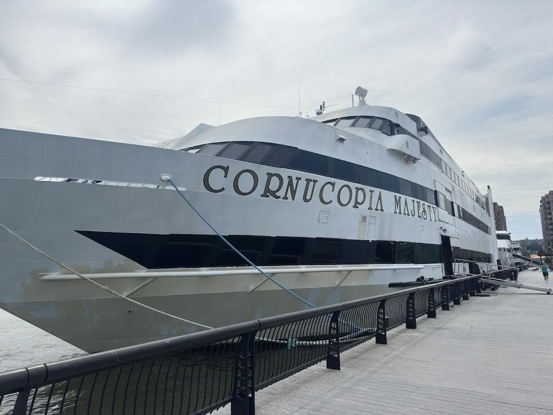 Hoboken 14th St Pier photo 5