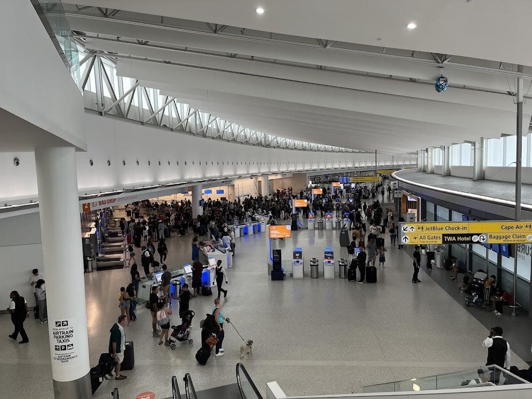 JFK Terminal 5 photo 1