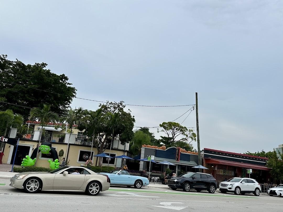 Wilton Manors photo 3