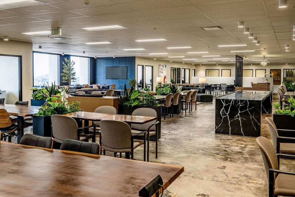 STAK Space - 1950 Franklin photo 3