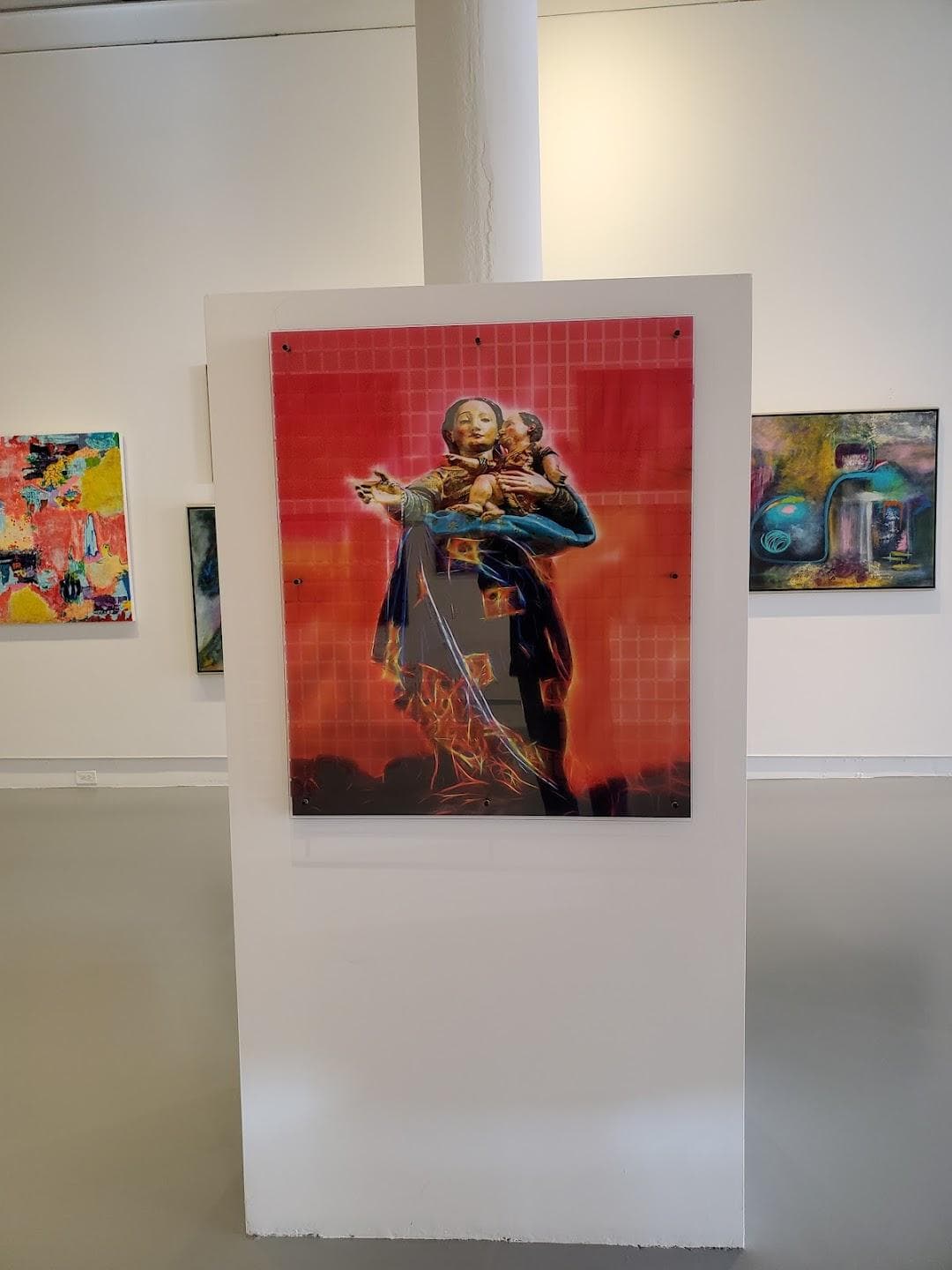 Agora Gallery photo 2