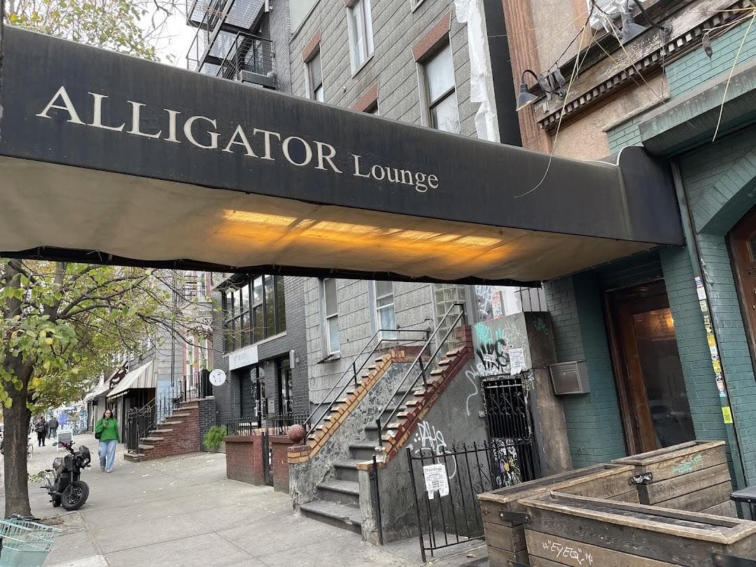Alligator Lounge photo 2