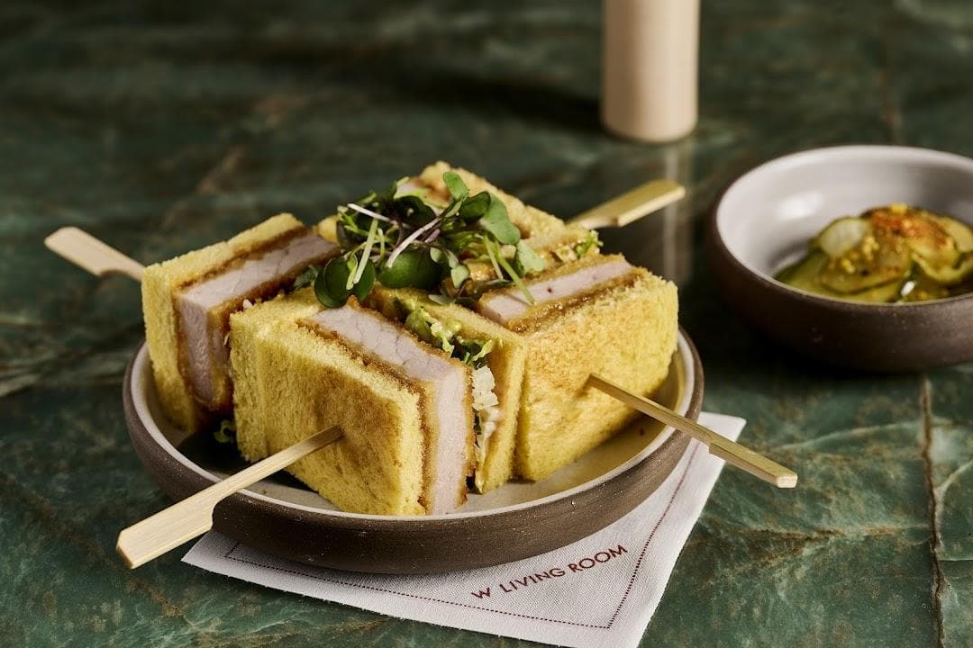 Living Room Bar photo 4