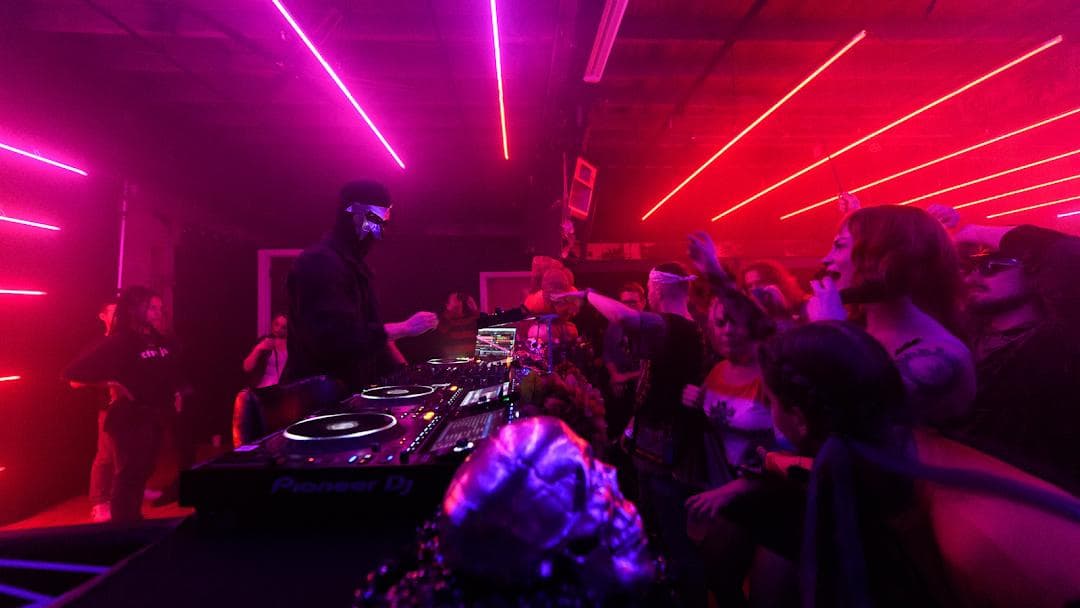 Warehouse on Watts | WOW photo 3