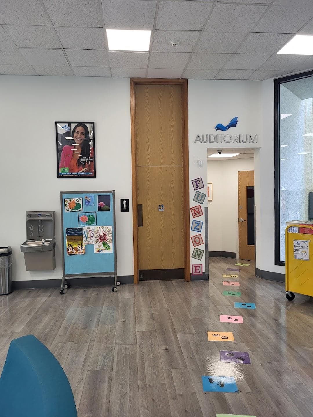 Coral Reef Branch Library photo 1