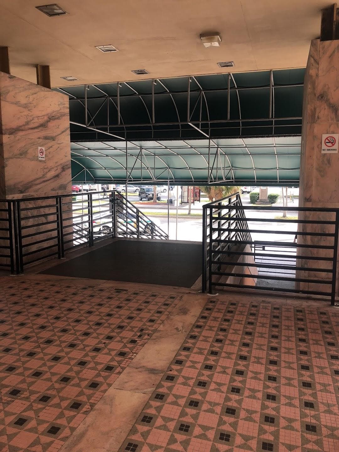 Richard E. Gerstein Justice Building photo 4