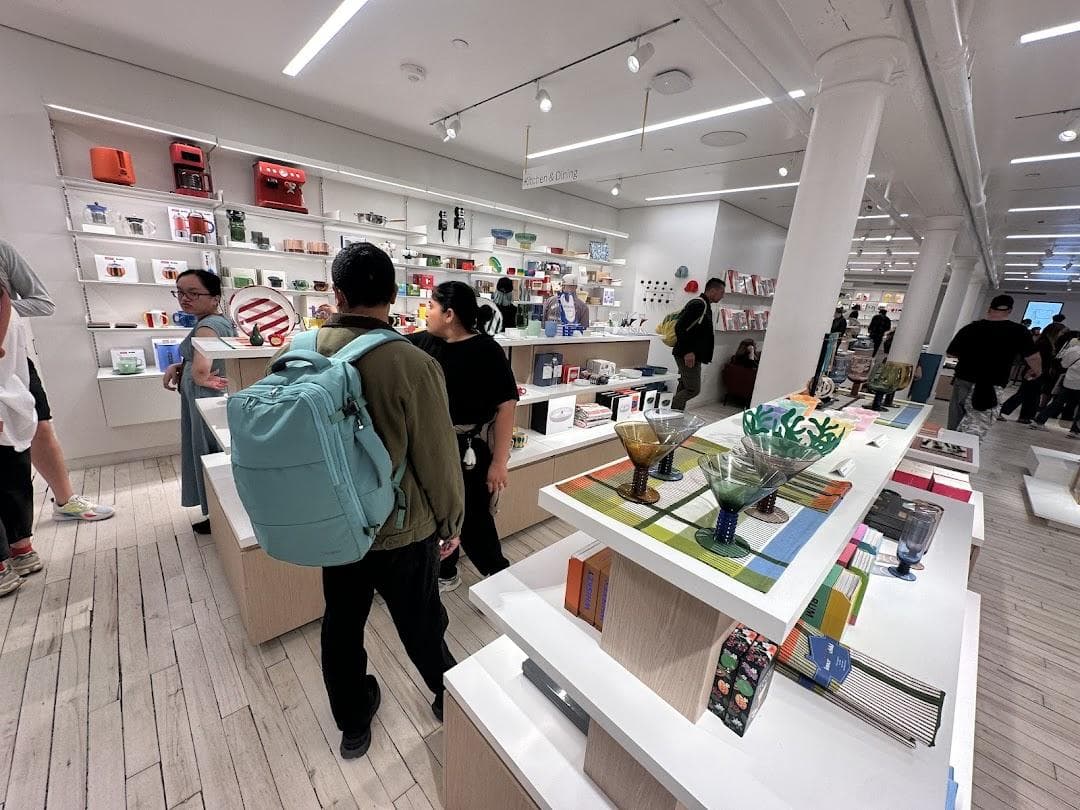 MoMA Design Store photo 6