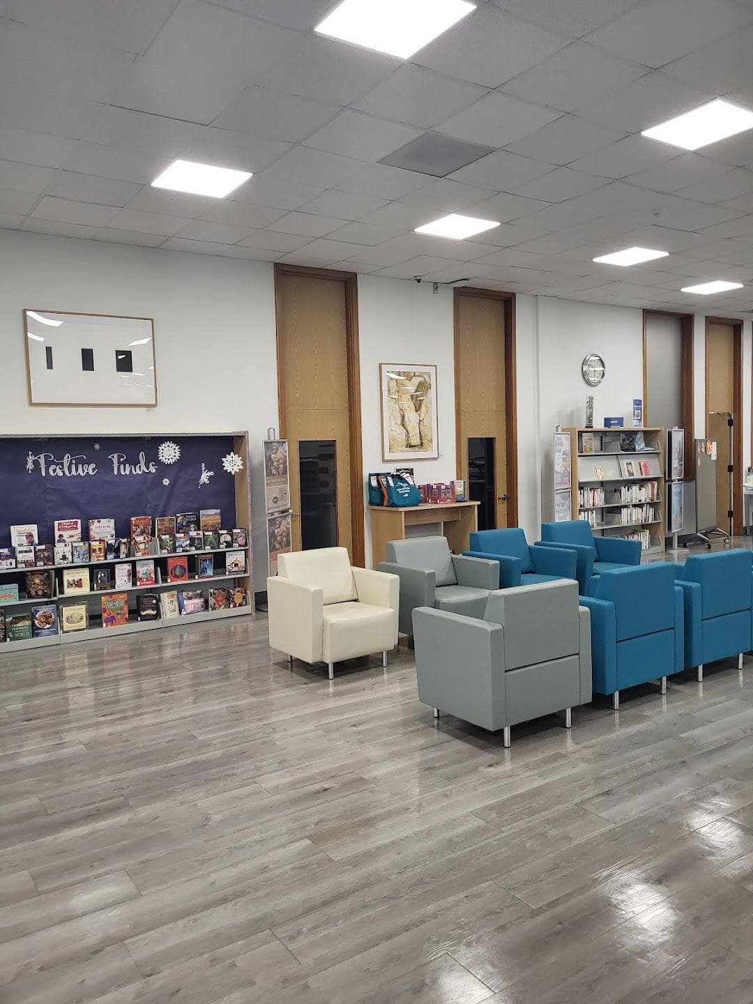 Coral Reef Branch Library photo 2