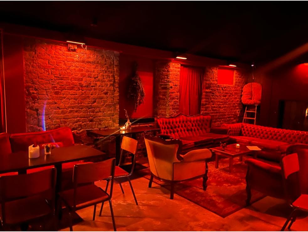 Love Affair Basement photo 5