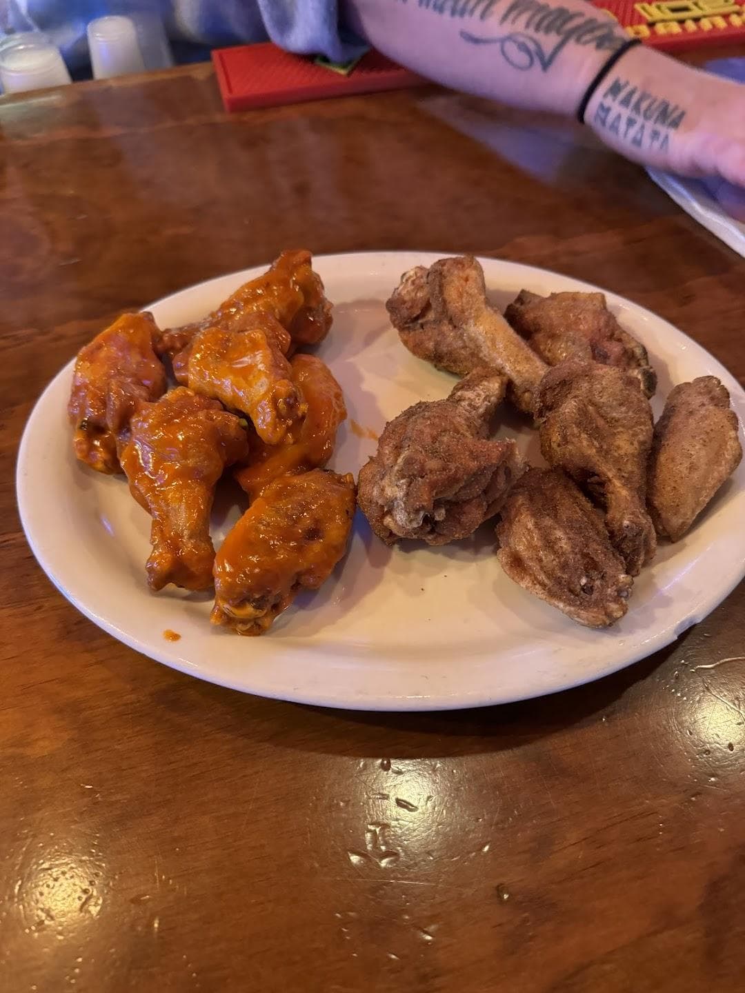 Boston's Hideaway Lounge 2 photo 2